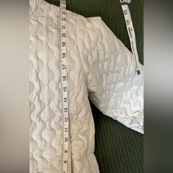 MARMOT like new jacket - Picture 6 of 6